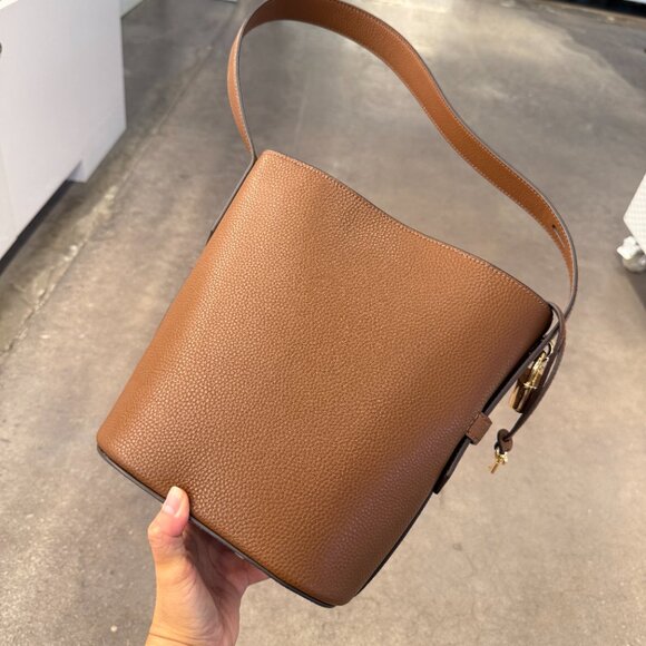 Marc Jacobs Drifter Small Bucket Bag Leather $395 - Picture 1 of 15